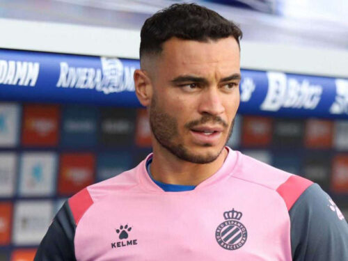 Raul de Tomas is ready to seal a transfer outside the window after being linked with Manchester United and Aston Villa over the summer.